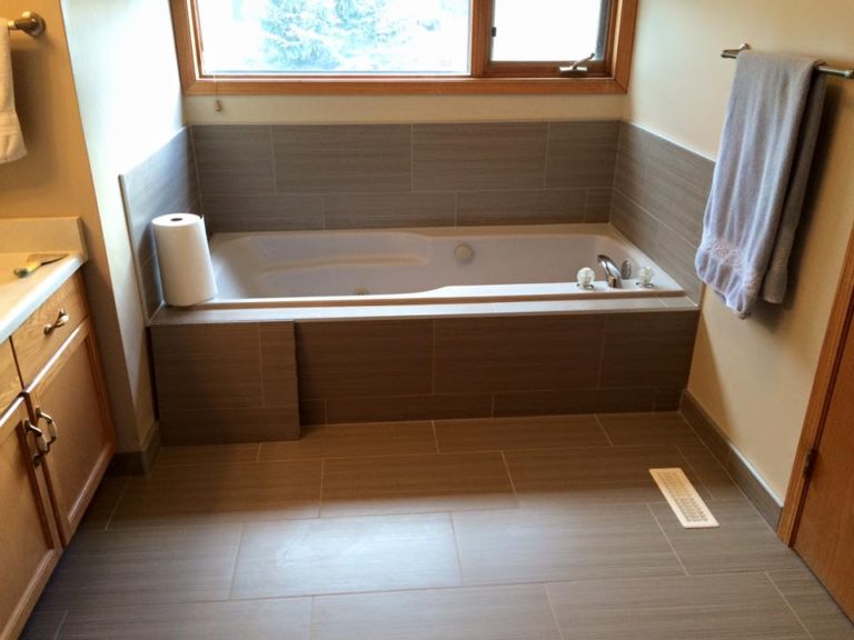 Kitchen Backsplash Ozerna project by The Tile Experts