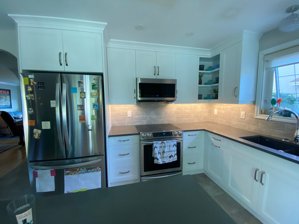 Kitchen Backsplash in Bearspaw 1